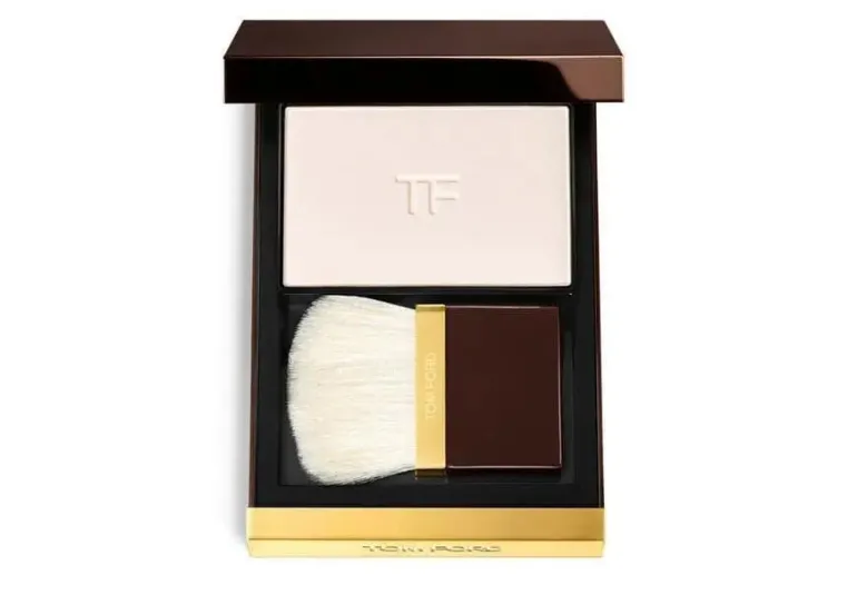 Tom Ford Illuminating Powder Translucent Pink 02 - Cipria - TOM FORD